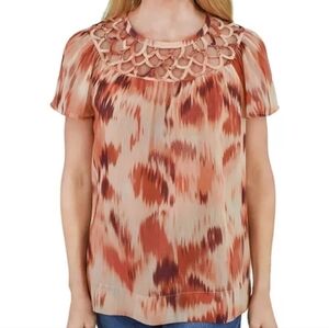 Daniel Rainn Short Flutter Sleeve Cutout Yoke Top XL